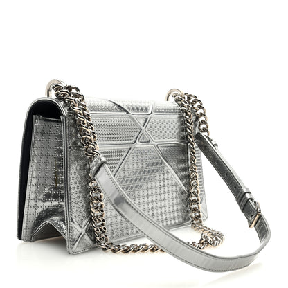 Christian Dior CHRISTIAN DIOR Metallic Patent Micro-Cannage Medium Diorama Flap Bag Silver 3 of 9