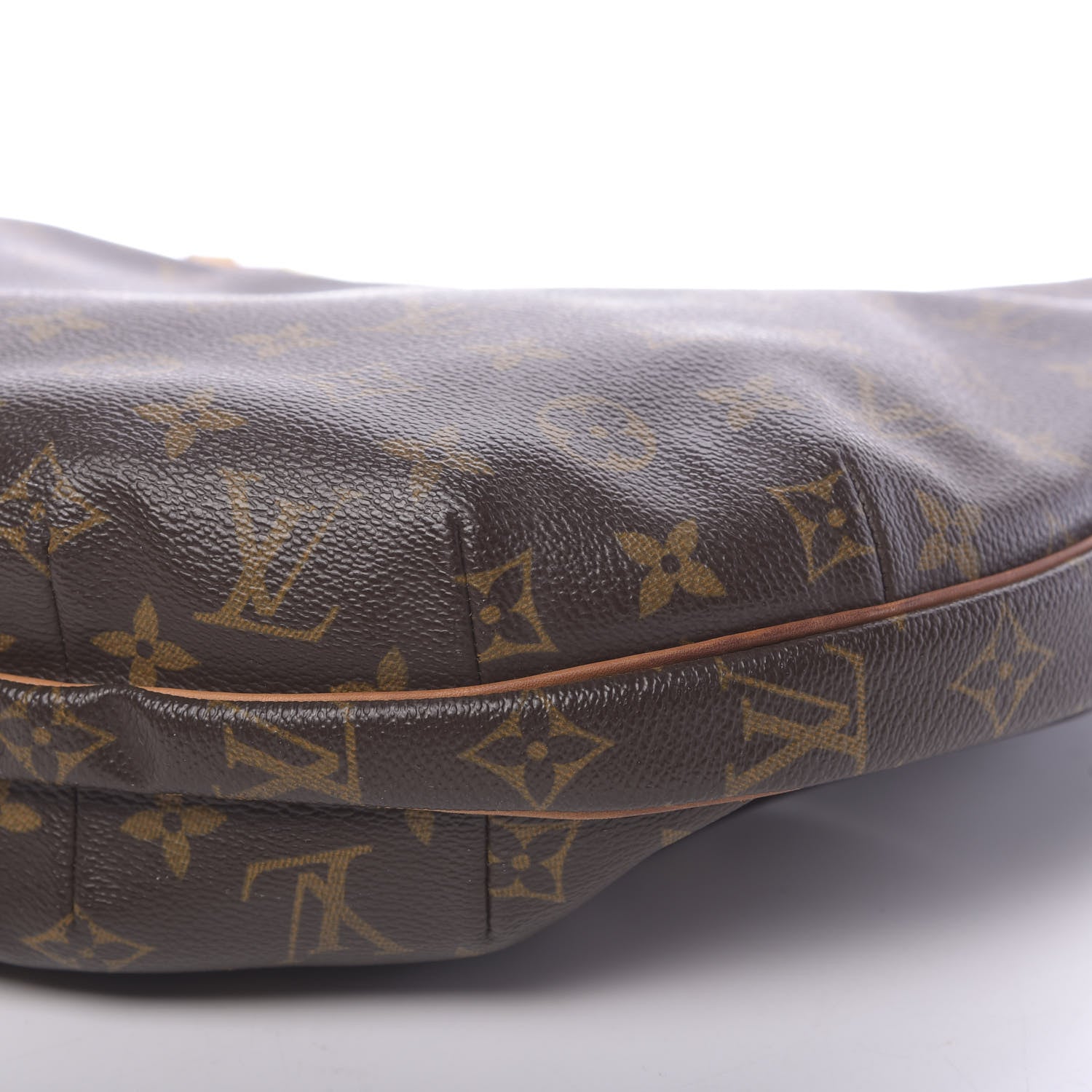 Louis Vuitton Monogram Croissant MM 8 of 11