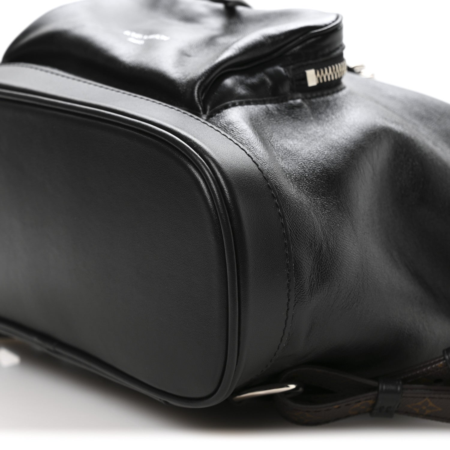 Louis Vuitton Lambskin Monogram Montsouris Vibe PM Black 9 of 9