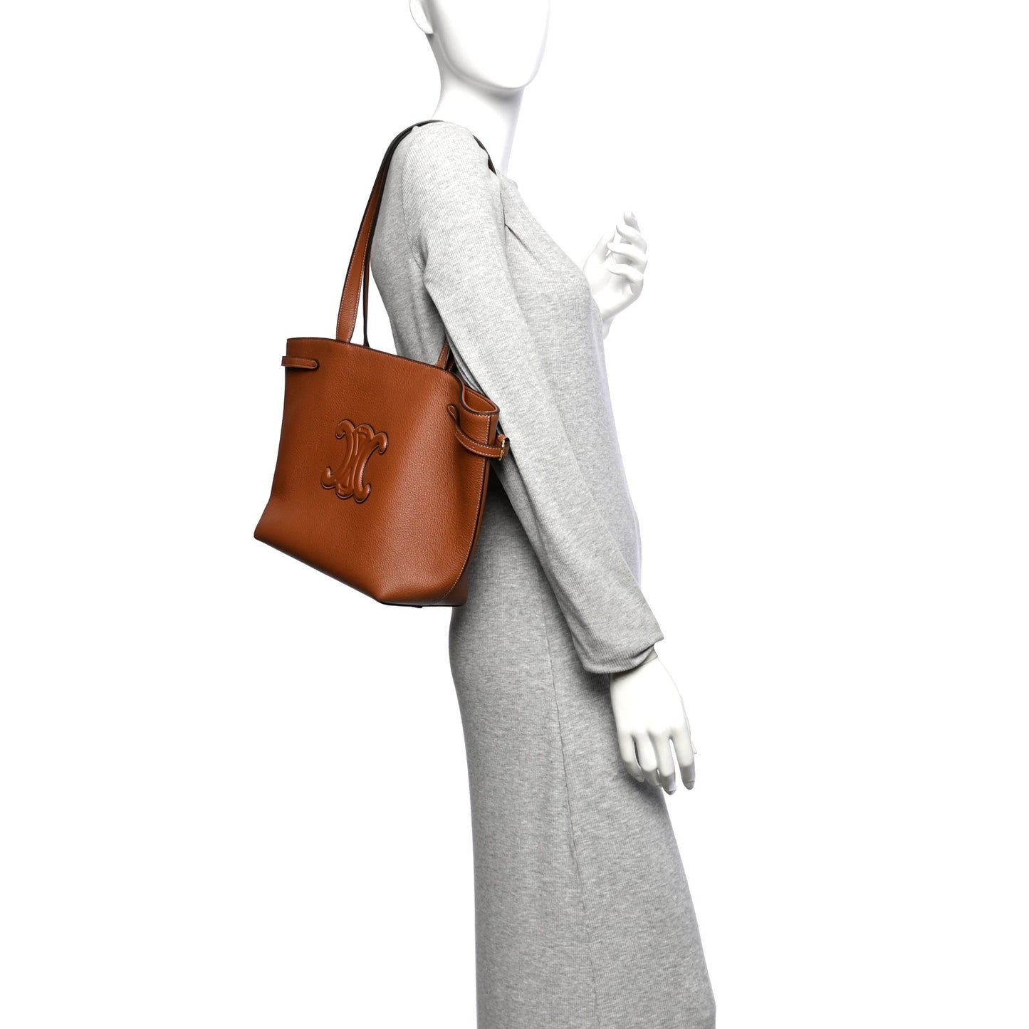 Grained Calfskin Triomphe Medium Cabas Anais Tan