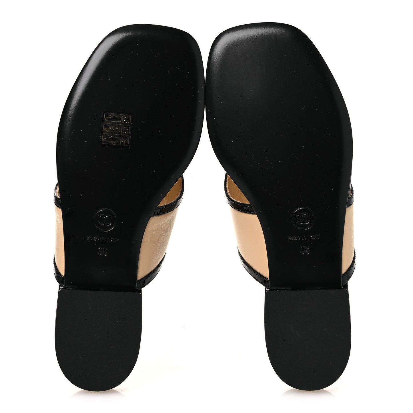 Lambskin Patent Calfskin CC Thong Sandals 38 Beige Black