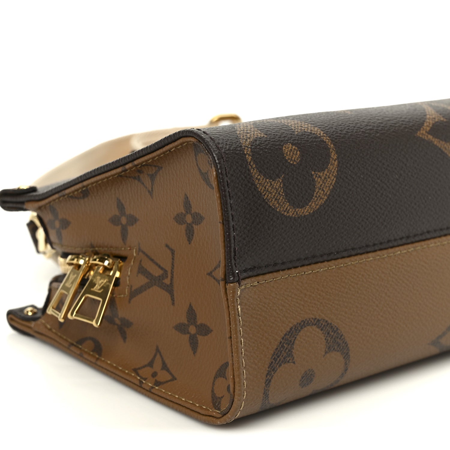 Louis Vuitton Reverse Monogram Giant OnTheGo East West 10 of 11