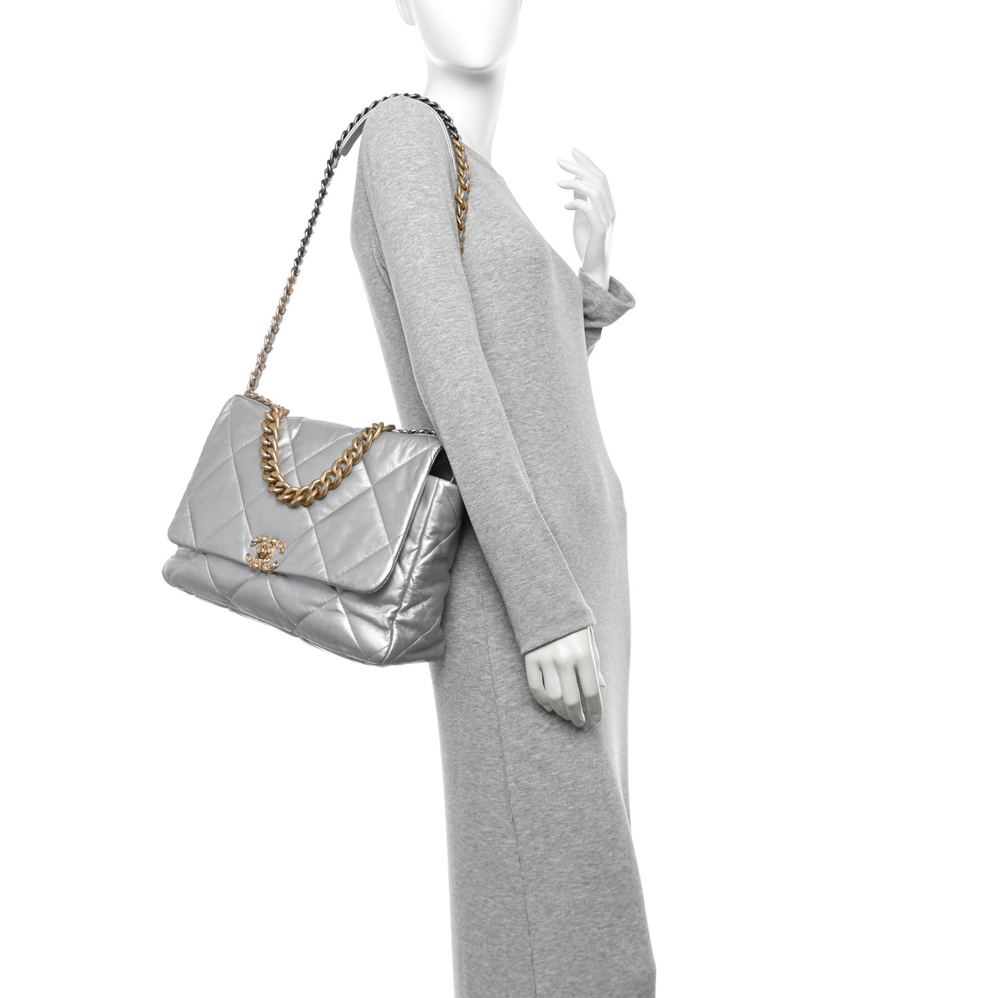 Metallic Goatskin Quilted Maxi Chanel 19 Flap Silver