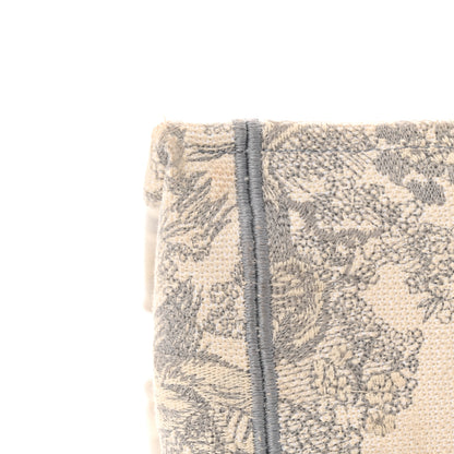 Christian Dior Canvas Embroidered Medium Dioriviera Toile De Jouy Book Tote Gray 18 of 18