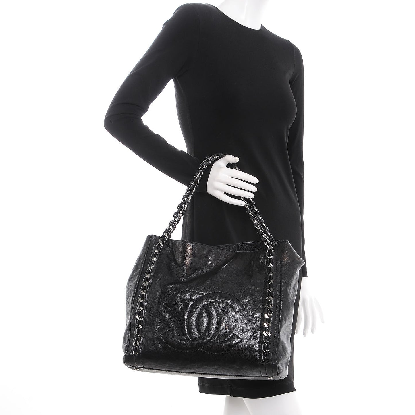 Glazed Caviar Modern Chain Tote Black