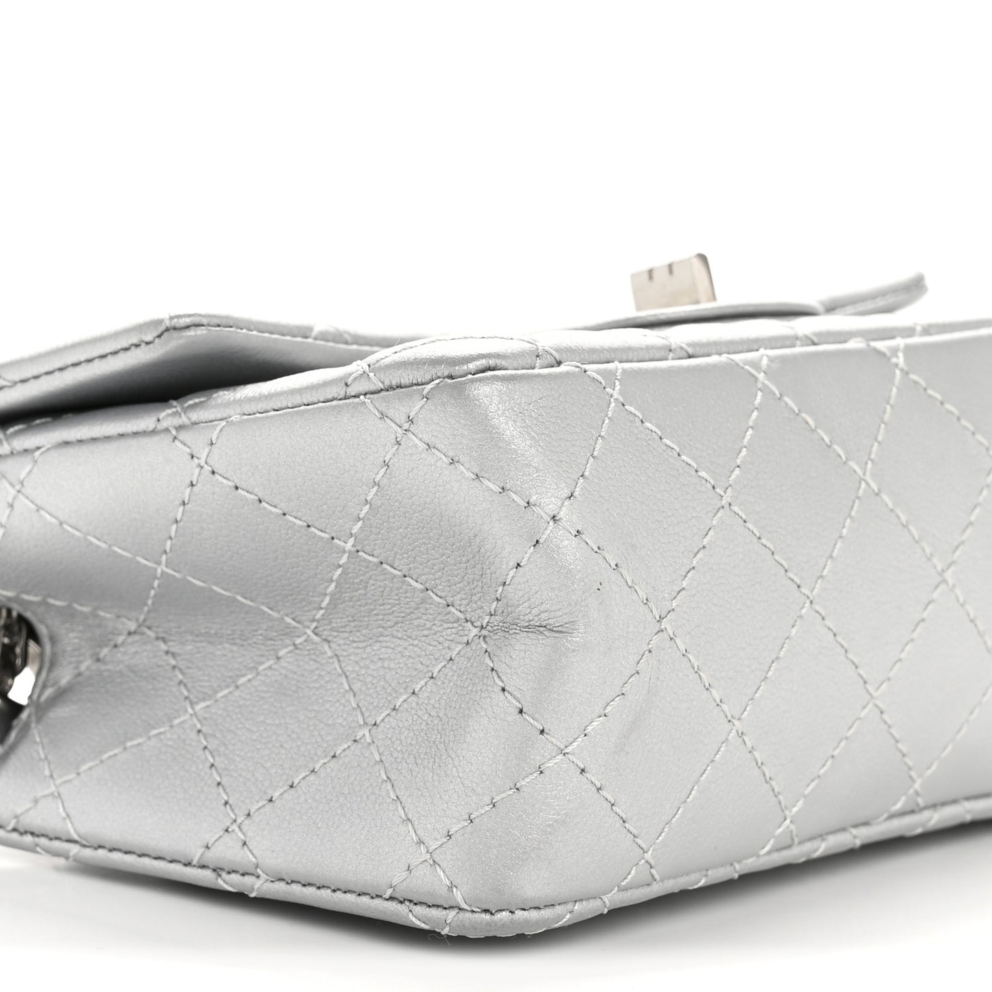 Metallic Grained Calfskin Quilted 2.55 Reissue Mini Flap Argent