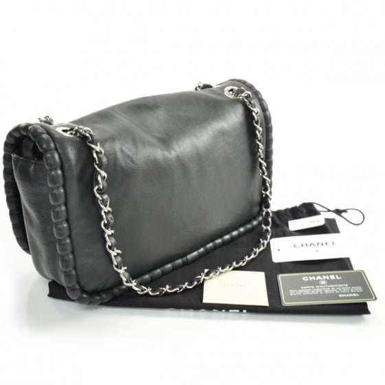 Calfskin On the Bund Medium Flap Black
