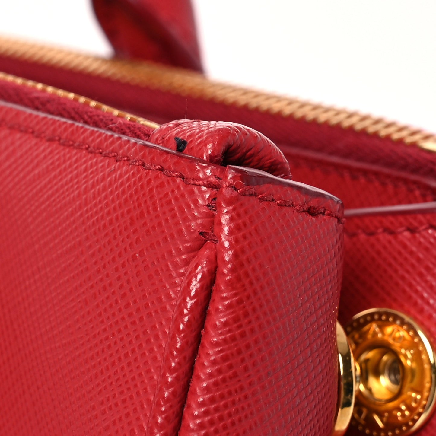 Saffiano Medium Galleria Double Zip Tote Fuoco