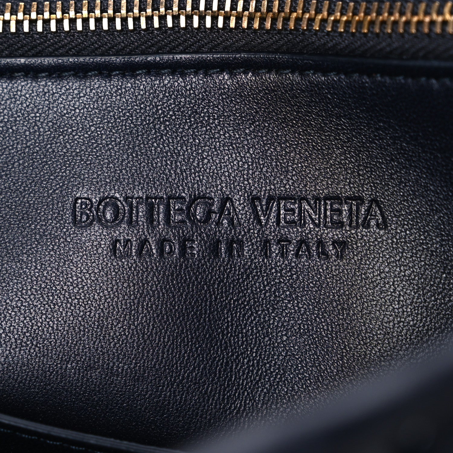 Bottega Veneta Nappa Intrecciato Patti Top Handle Bag Space 6 of 11