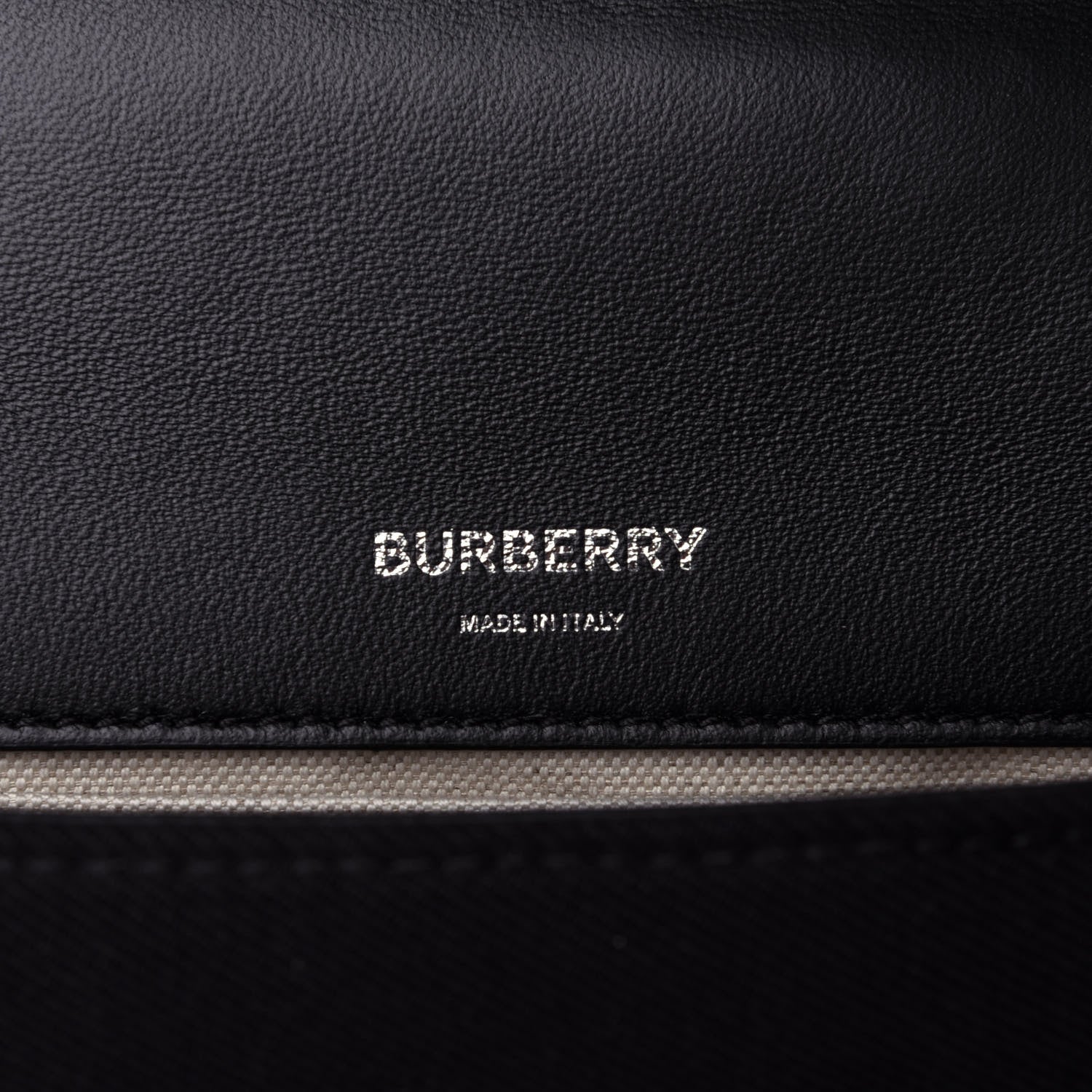 Burberry Canvas Printed Small Love Lola Bag Black 5 of 9