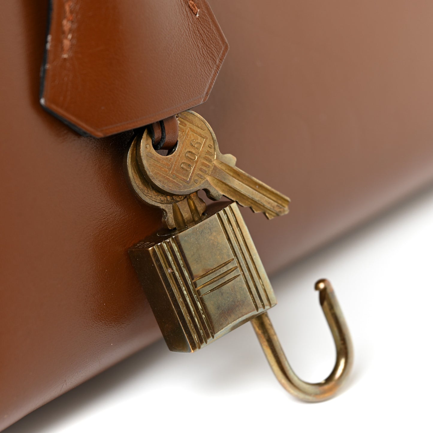 Box Kelly Sellier 28 Noisette