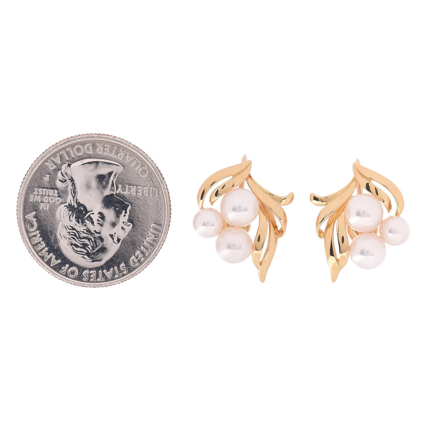 18K Yellow Gold Akoya Pearl 4.5-6mm Screw Back Earrings