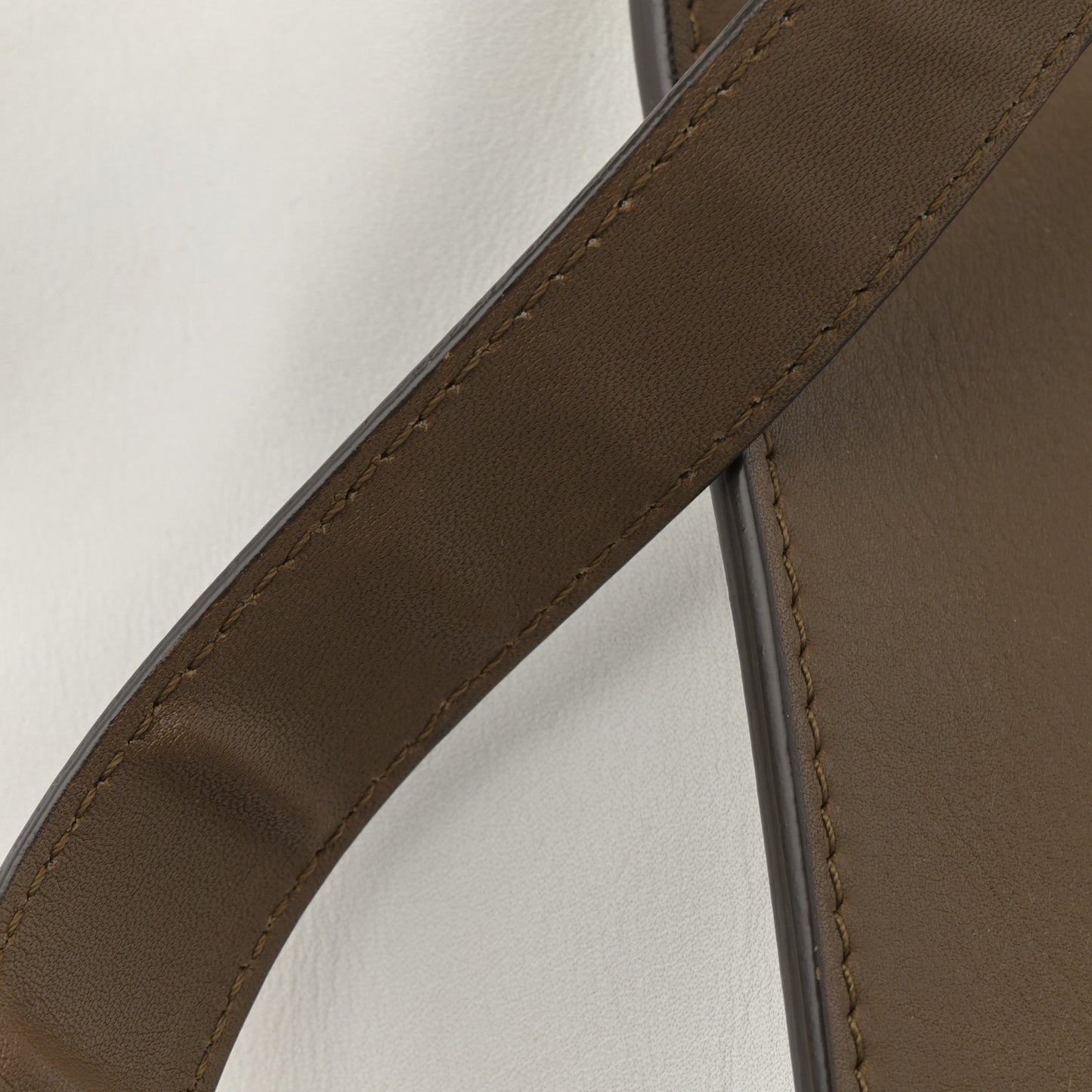 Smooth Calfskin Suede Medium Tri-Color Trapeze Vermillion