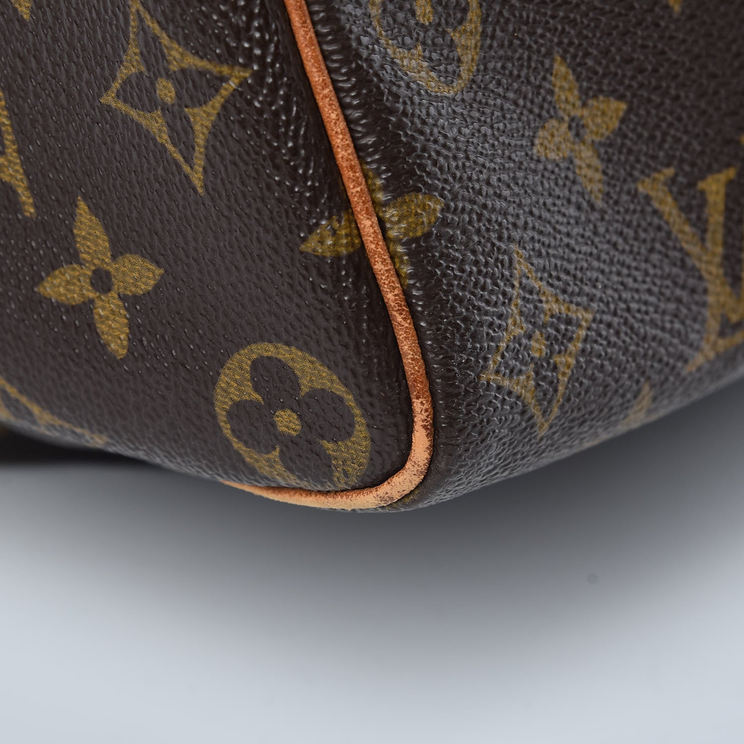 Louis Vuitton Monogram Speedy 35 18 of 20