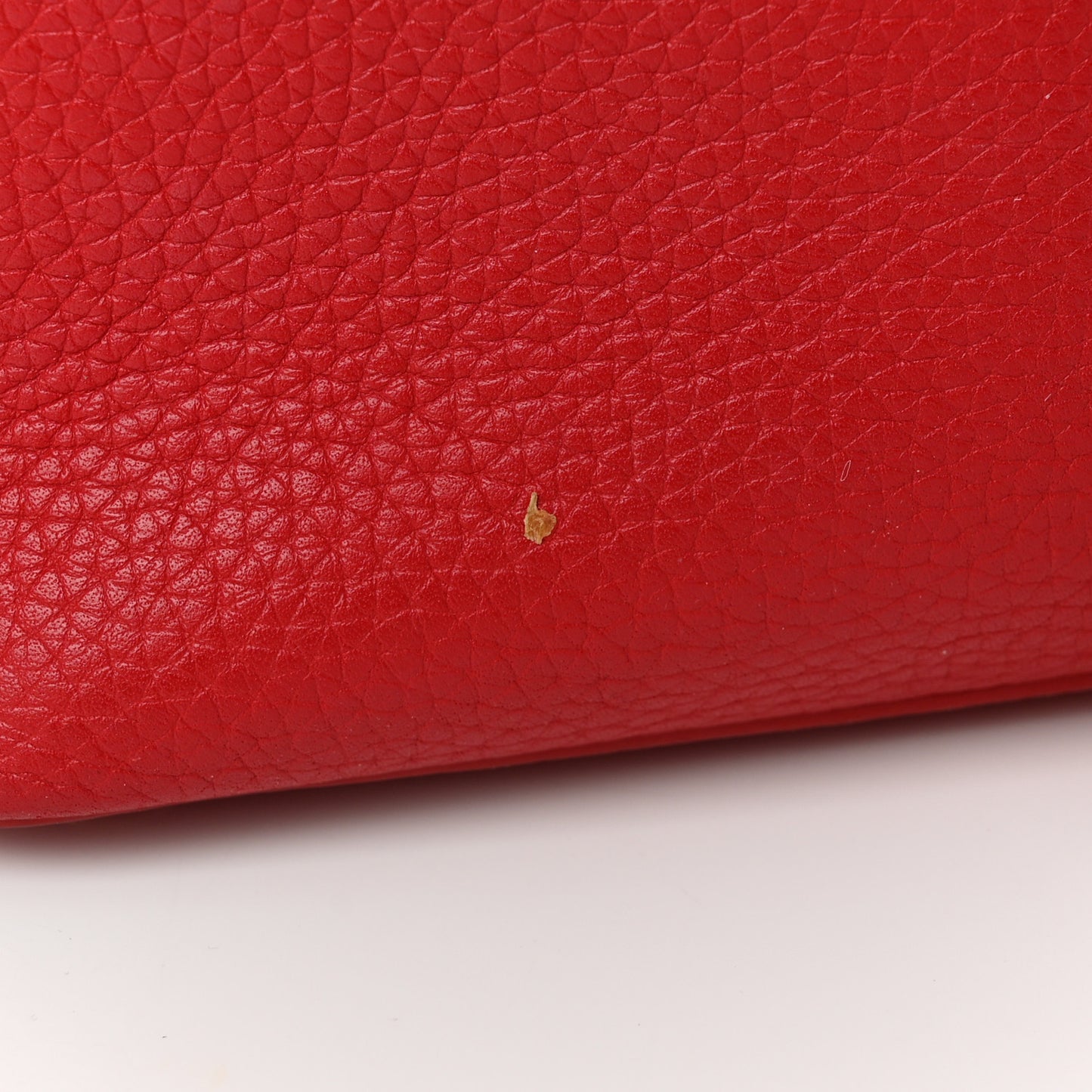 Taurillon Capucines PM Rubis