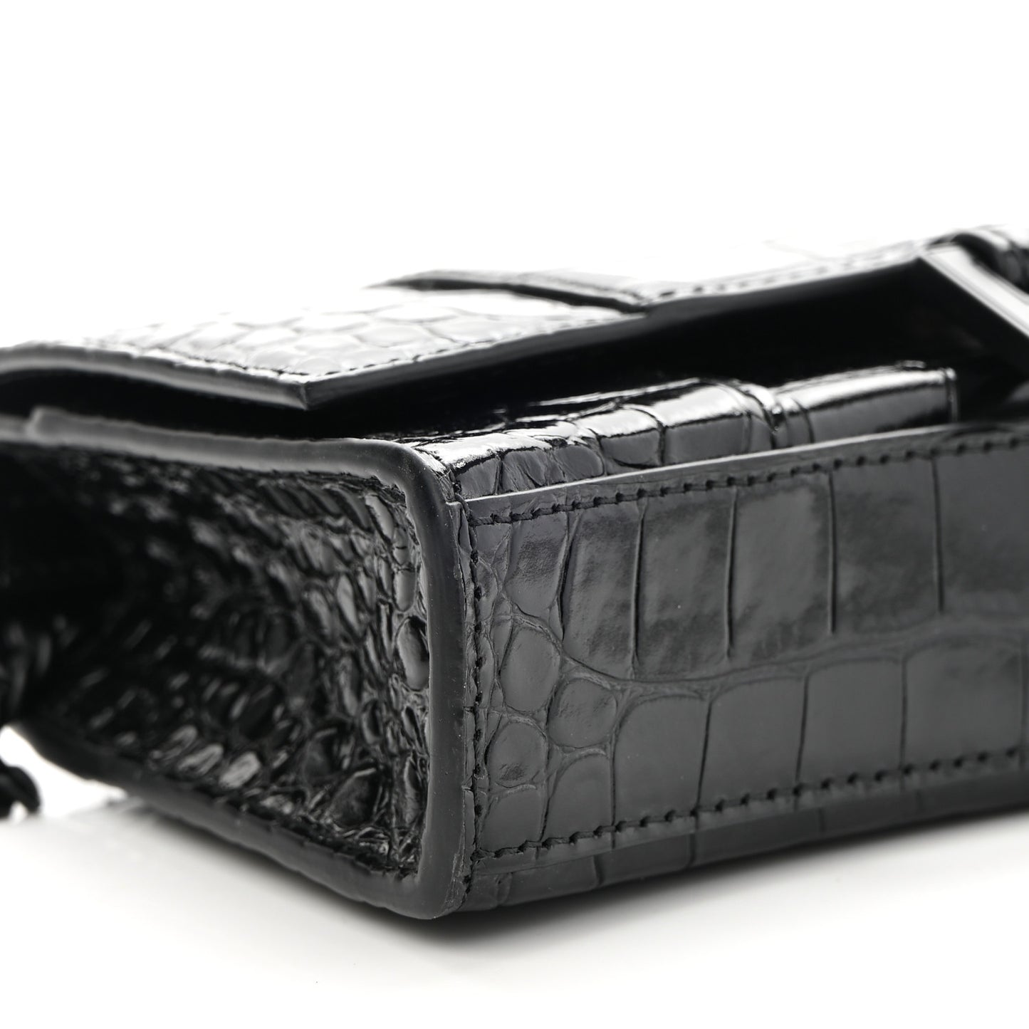 Shiny Calfskin Monochrome Crocodile Embossed Hourglass Chain Bag Black