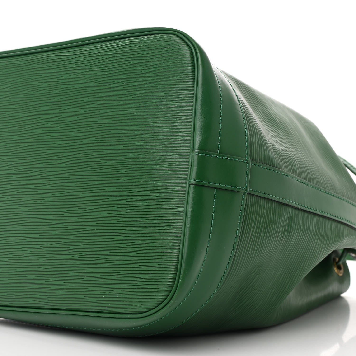 Louis Vuitton Epi Noe Borneo 9 of 9