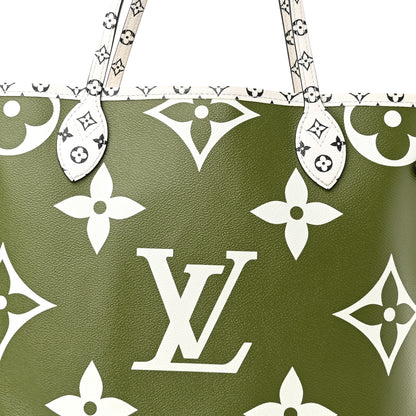 Louis Vuitton Monogram Giant Neverfull MM Kaki 8 of 10