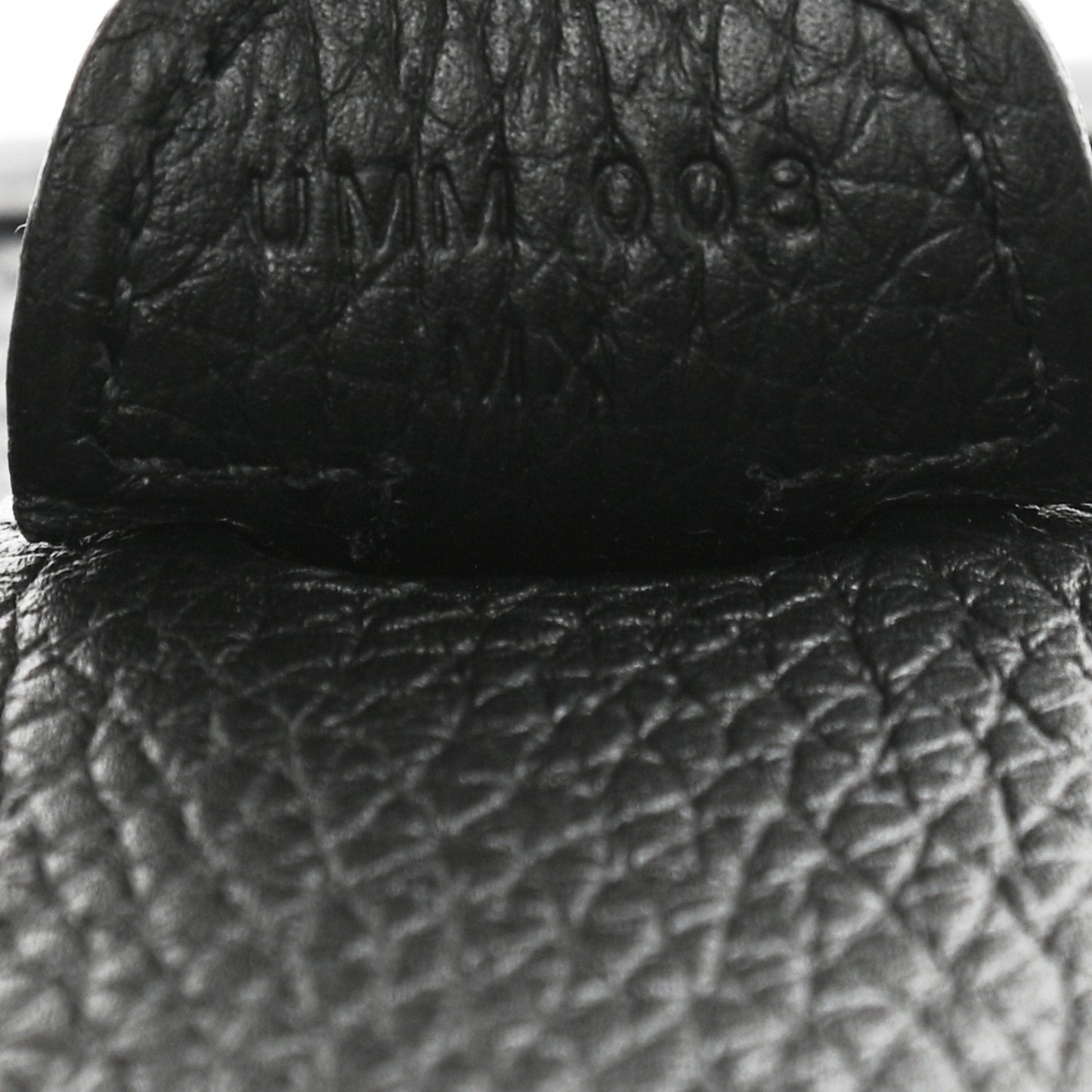 Taurillon Clemence Evelyne III PM Black