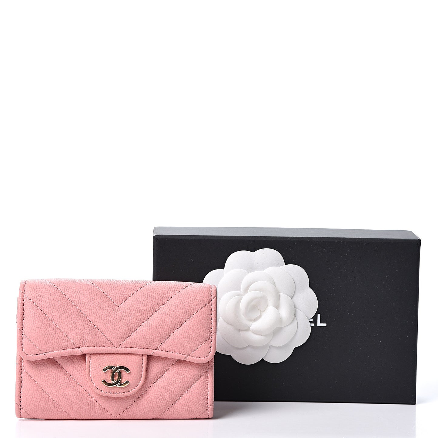 Matte Caviar Chevron Quilted Flap Card Holder Pink