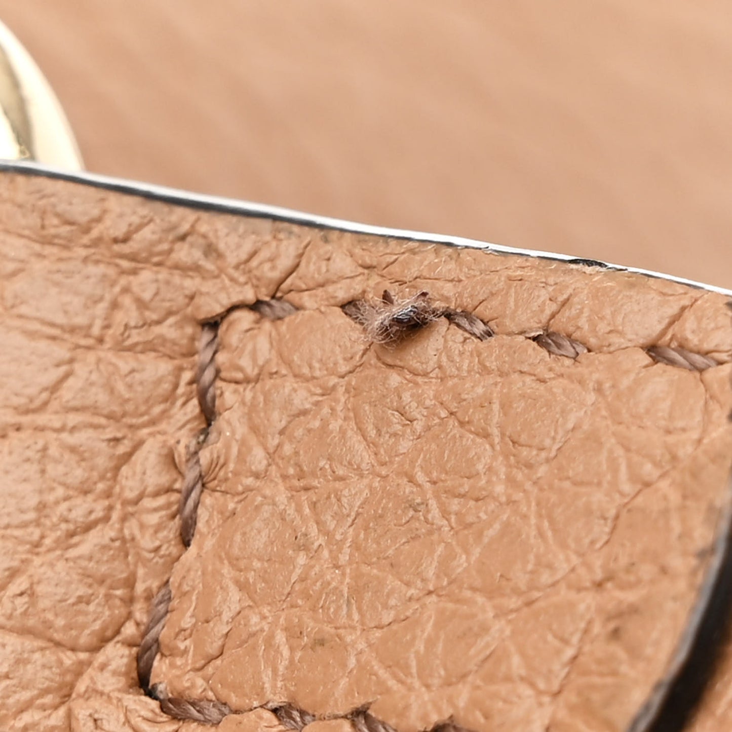 Pebbled Calfskin Small Soho Disco Bag Camelia