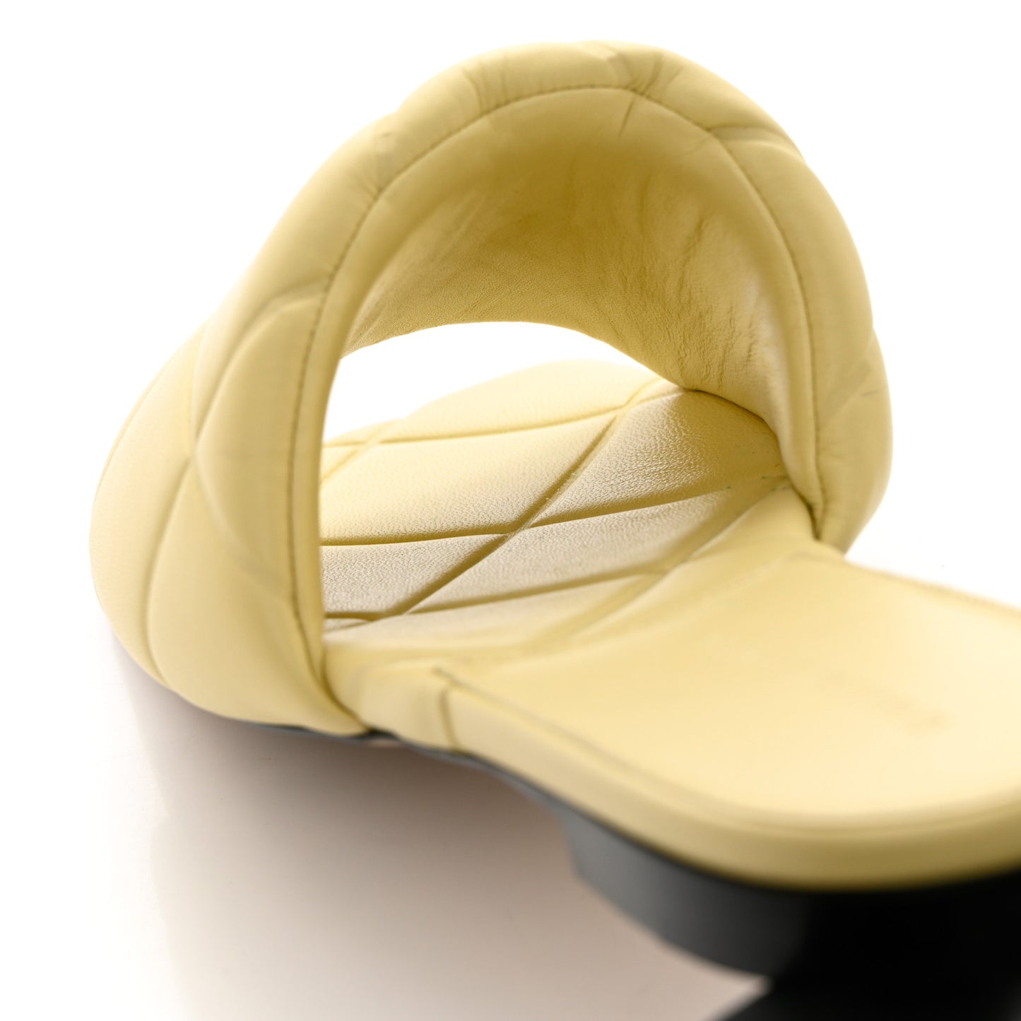 Nappa Quilted Rubber Lido Flat Sandals 39.5 Moon Beam