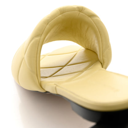 Bottega Veneta Nappa Quilted Rubber Lido Flat Sandals 39.5 Moon Beam 10 of 10