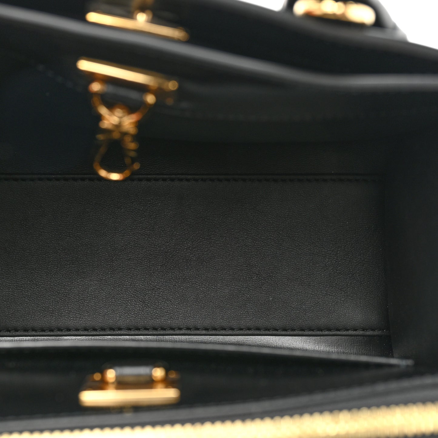 Calfskin City Steamer Mini Black