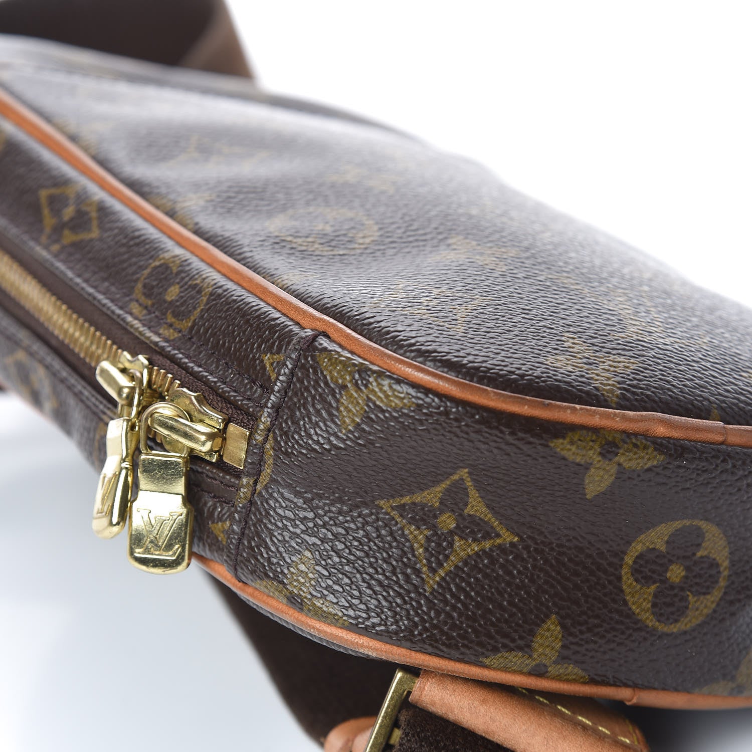 Louis Vuitton Monogram Pochette Gange 8 of 11
