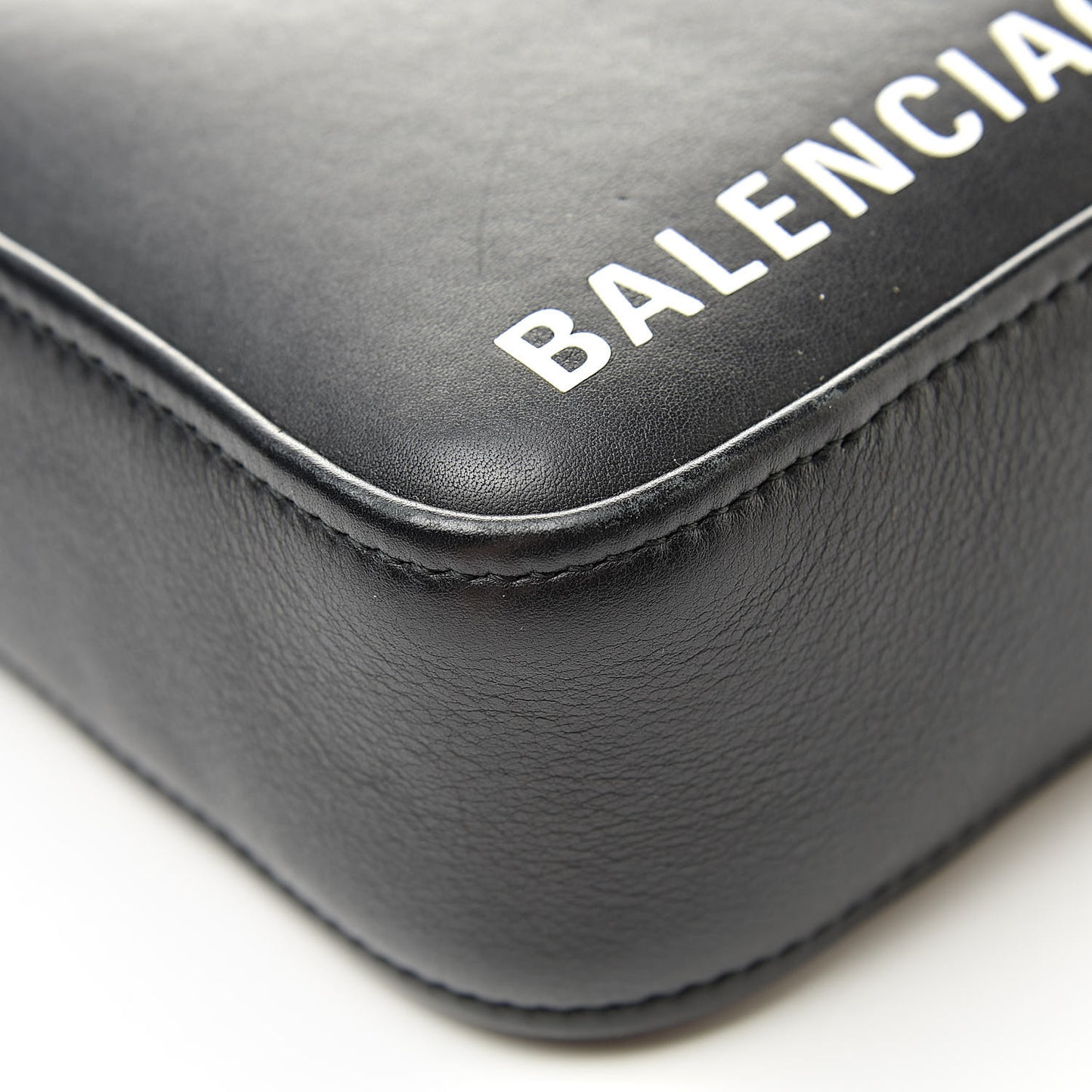 Calfskin XS Triangle Duffle Black