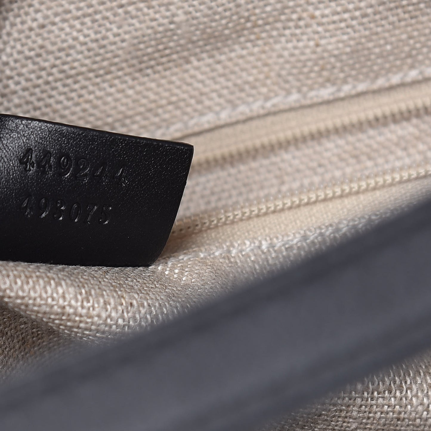 Soft Microguccissima Margaux Hobo Black