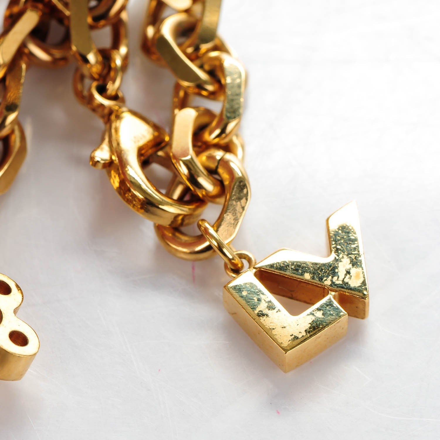 Louis Vuitton Monogram Hide and Seek Necklace Gold 3 of 5