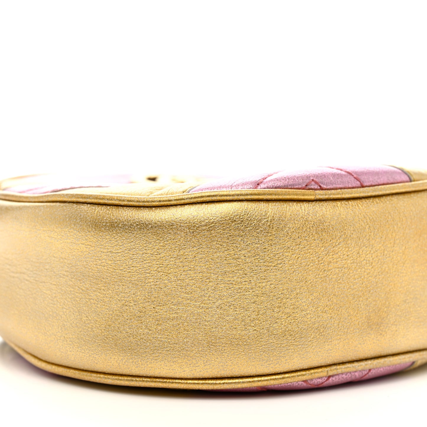 Metallic Nappa Matelasse Heart Mini GG Marmont Round Shoulder Bag Oro Vecchio Rosa