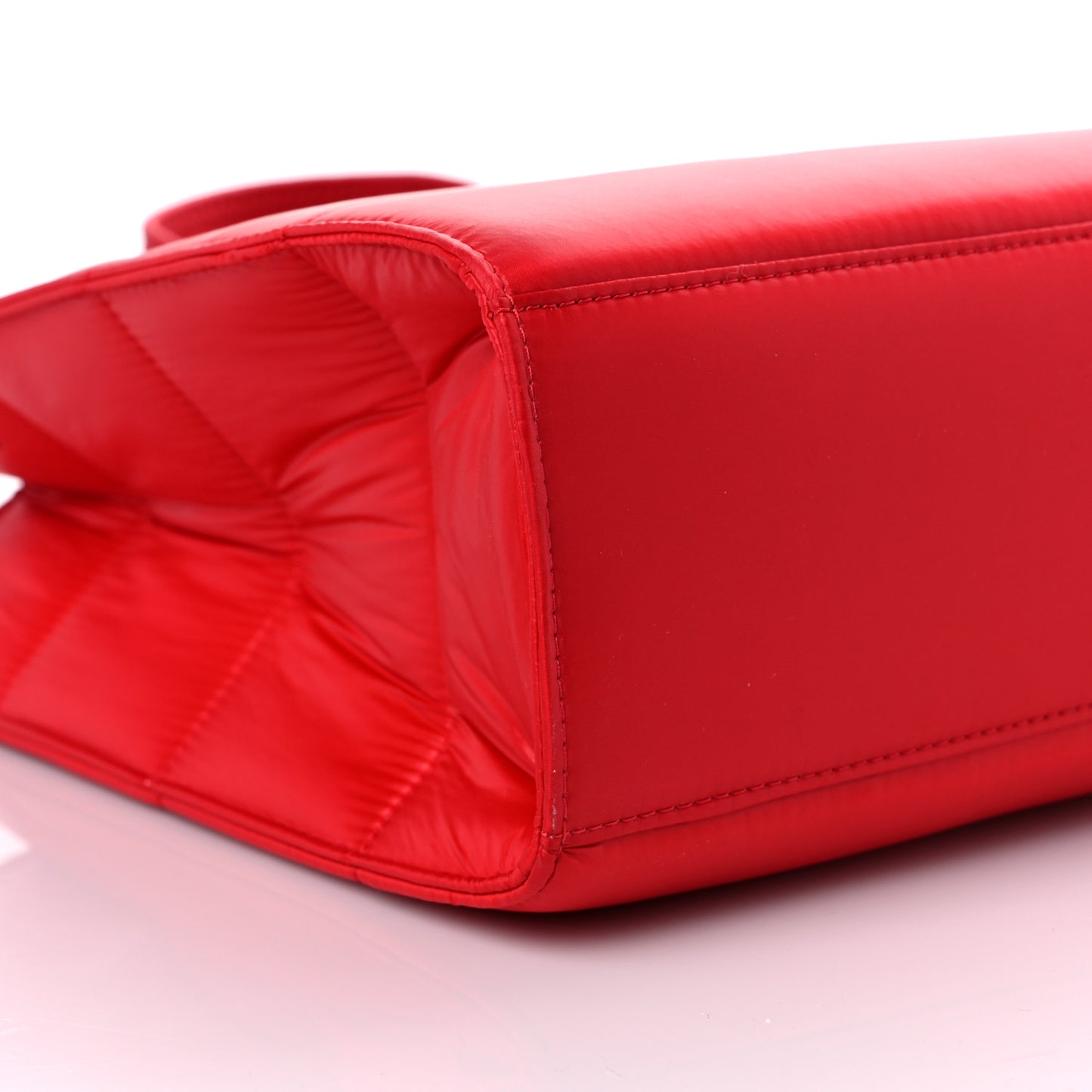 Nylon Medium Puff Shopping Bag Red