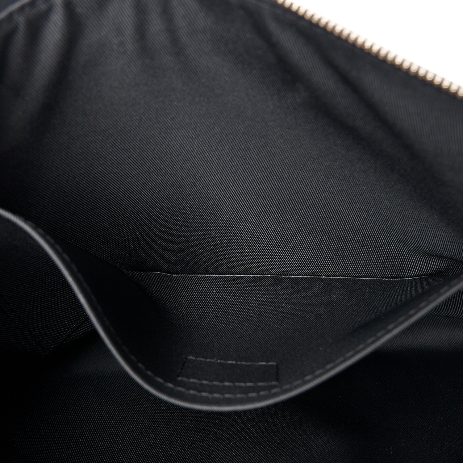 Louis Vuitton Monogram Discovery Pochette GM 6 of 12
