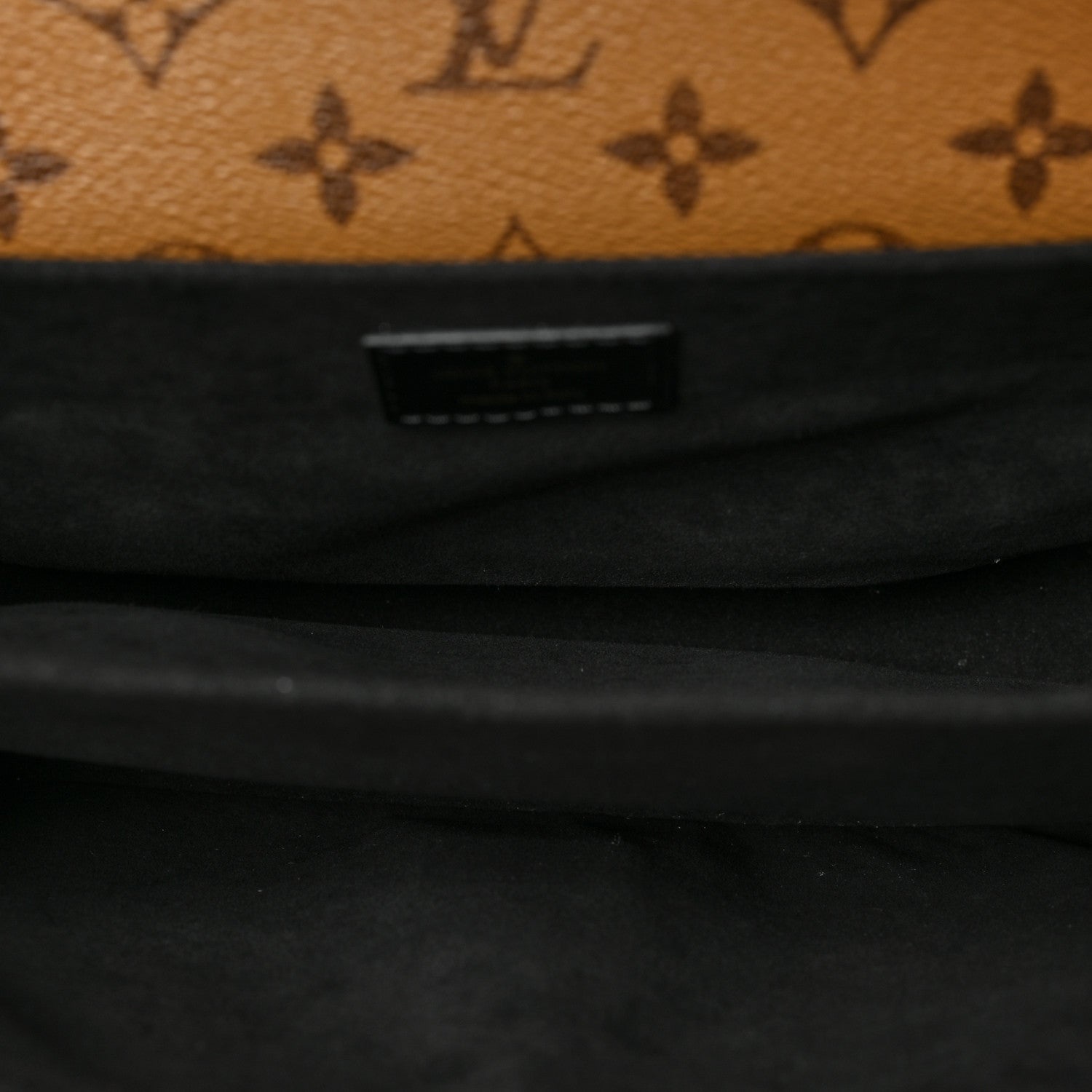 Louis Vuitton Reverse Monogram Pochette Metis 5 of 9