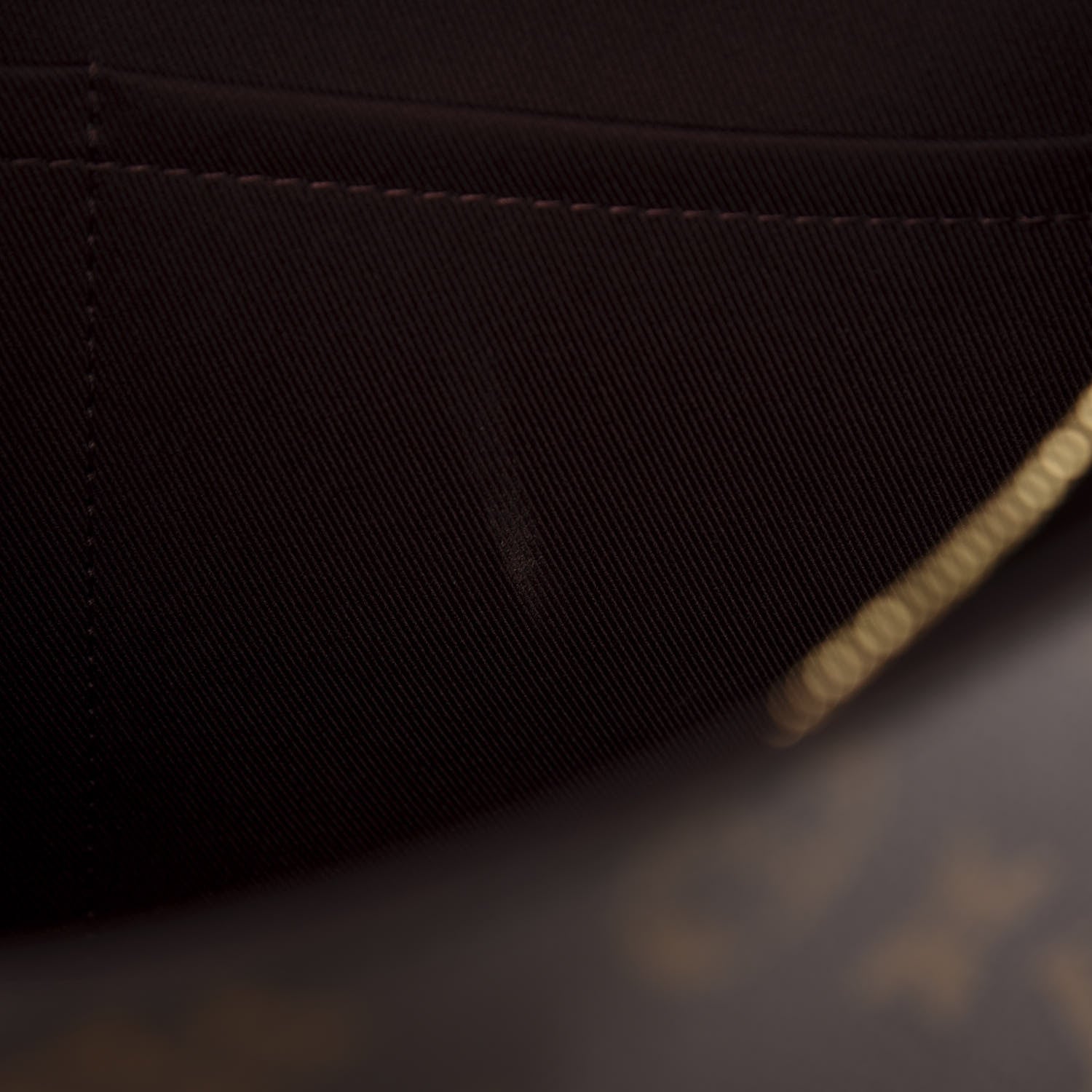 Louis Vuitton Monogram Cluny MM 8 of 12