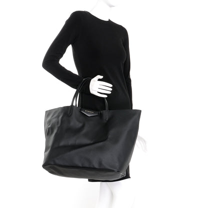Givenchy Textured Coated Canvas Peacock Print Large Antigona Tote Black 2 of 9
