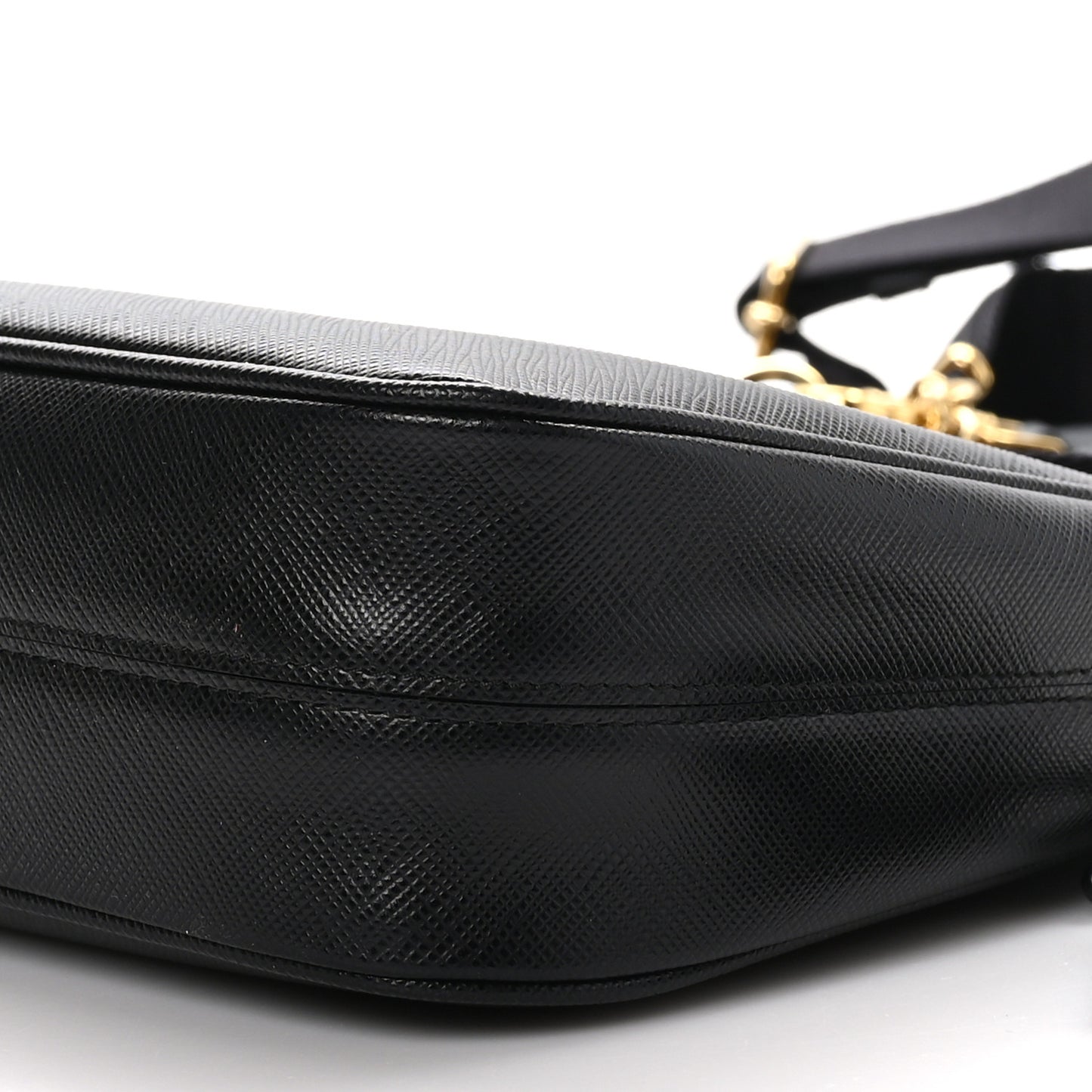Saffiano Lux Re-Edition 2005 Shoulder Bag Black