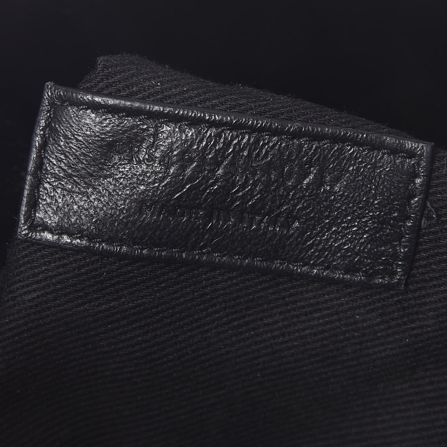 Glace Calfskin Baby Souple Sac De Jour Black