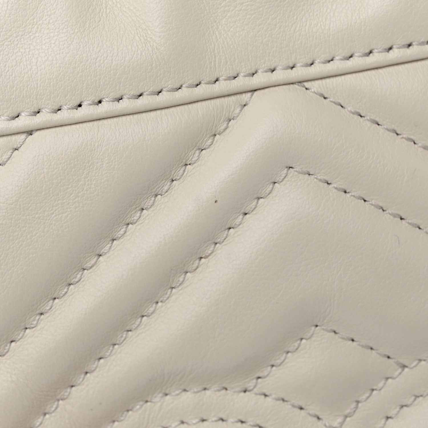 Gucci Calfskin Matelasse Mini GG Marmont 2.0 Bucket Bag White 13 of 13