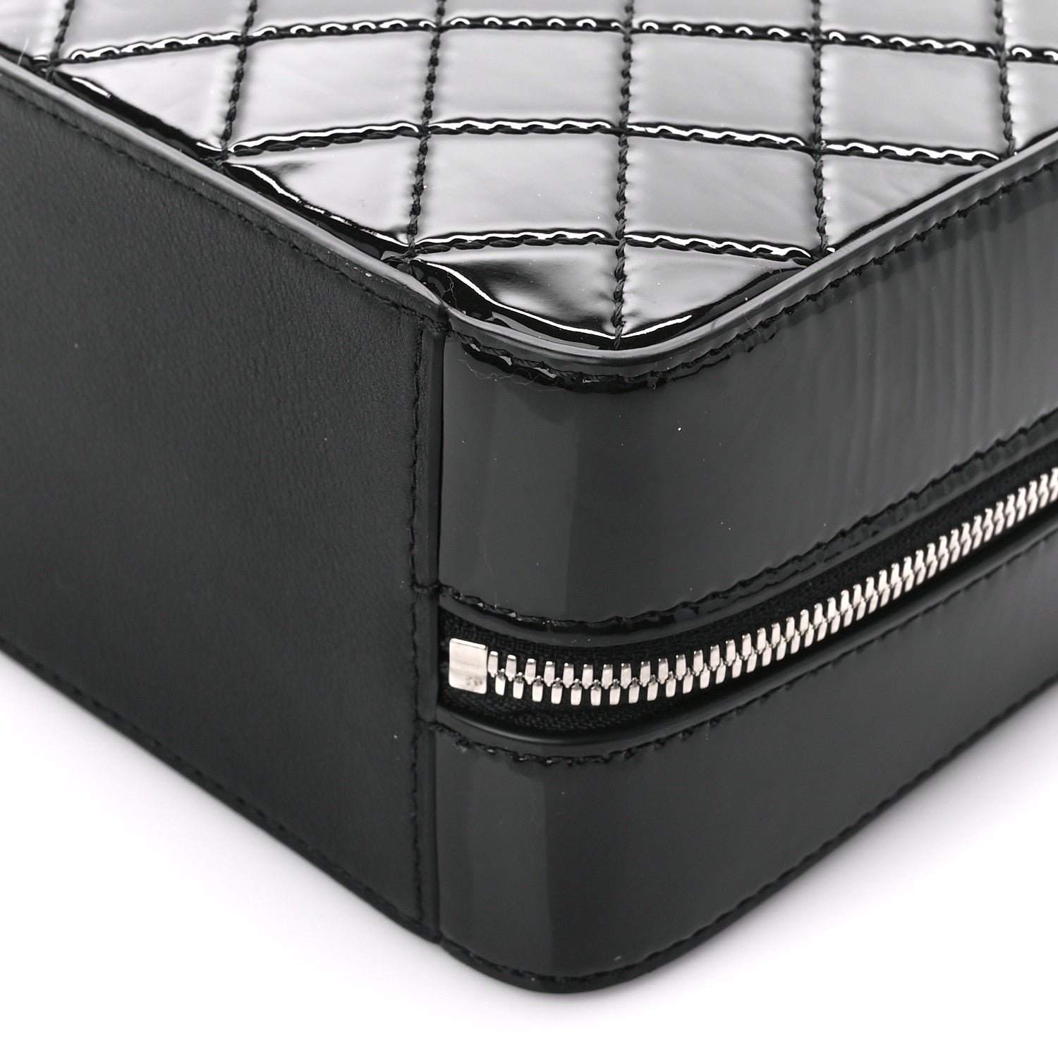 Chanel Patent Quilted Travel Kit Vanity Case Black 10 of 11