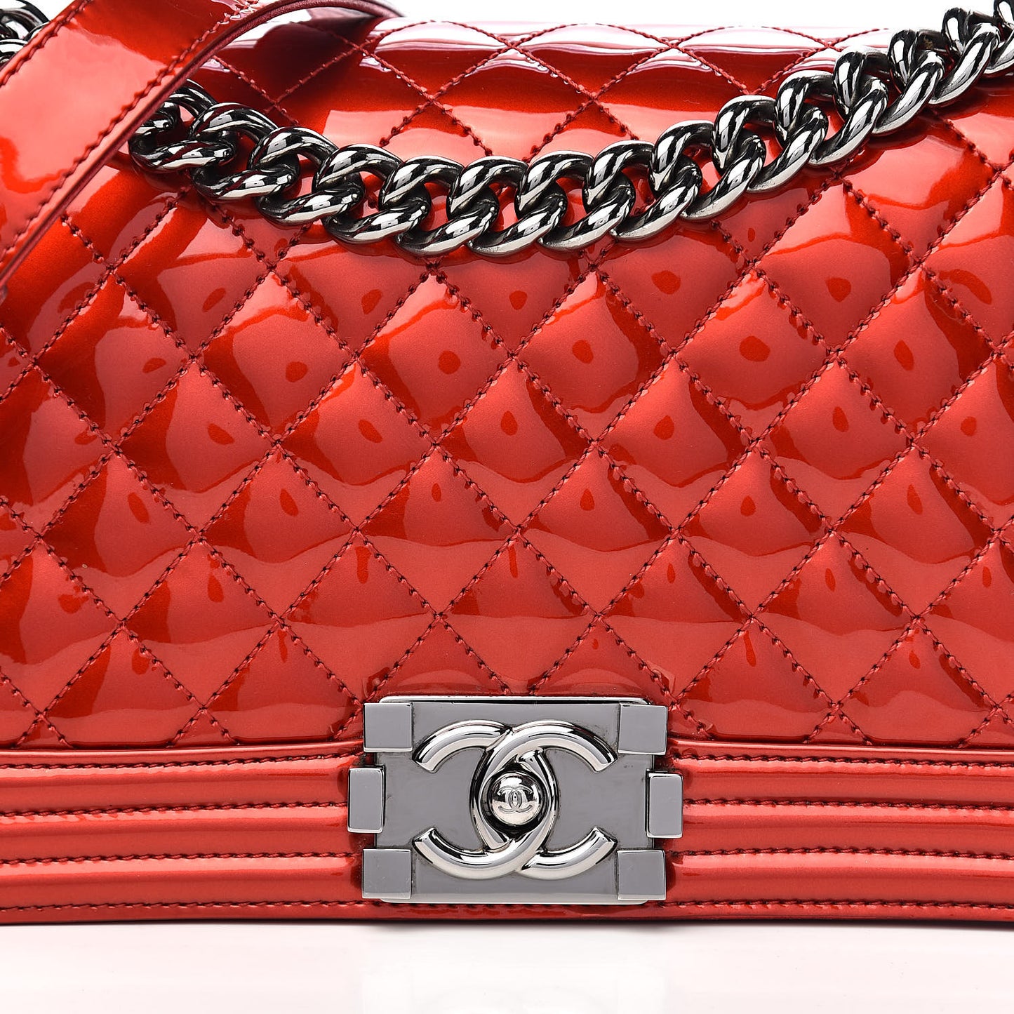 Metallic Patent Calfskin Quilted Medium Boy Flap Red
