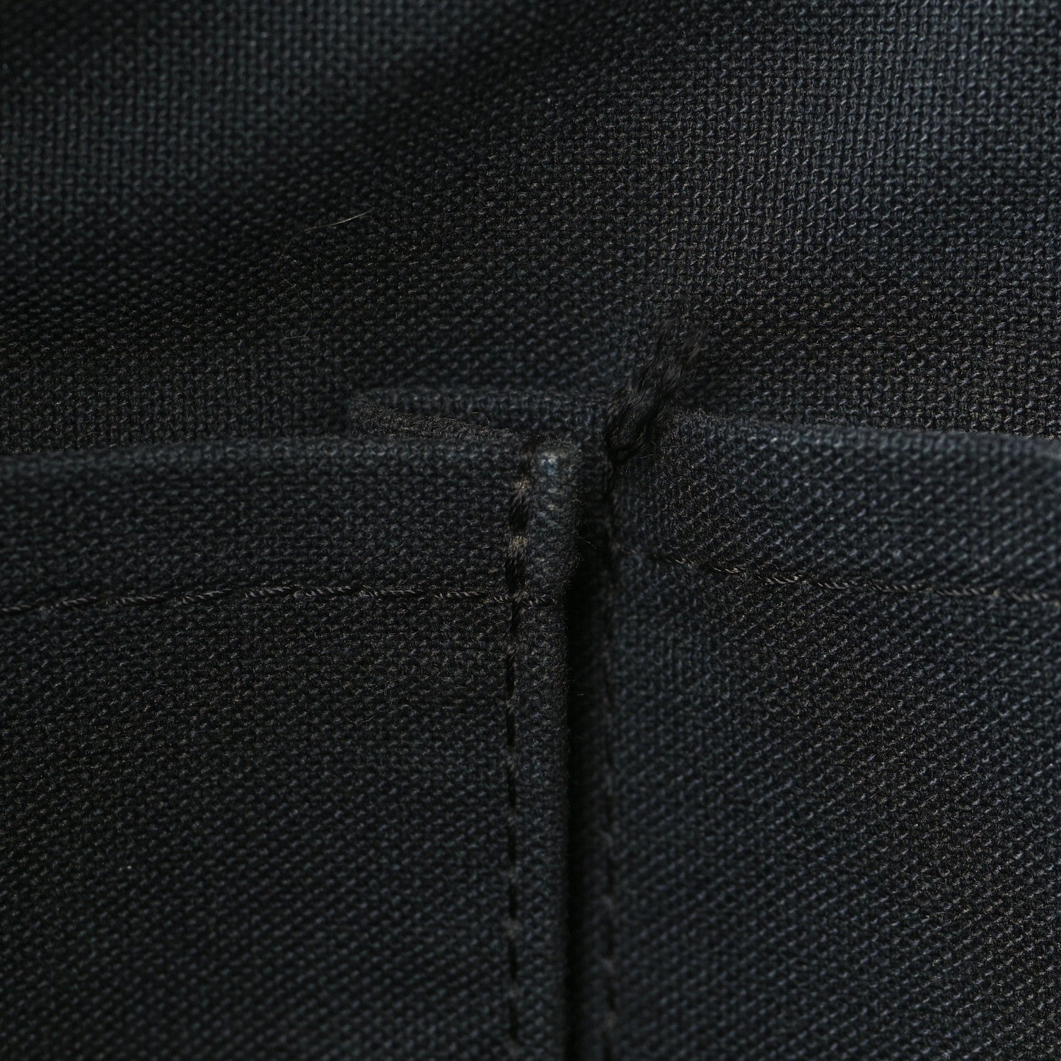Louis Vuitton Damier Graphite Daniel GM 6 of 9