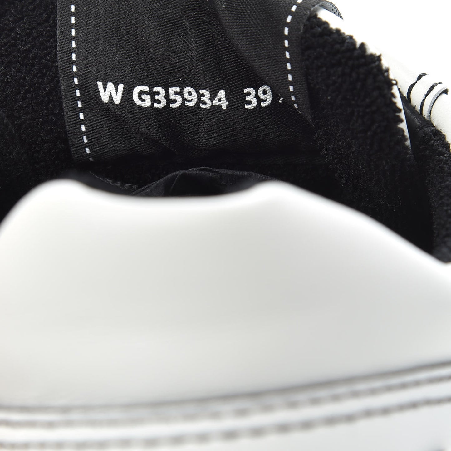 Calfskin Womens Logo Sneakers 39.5 White Black