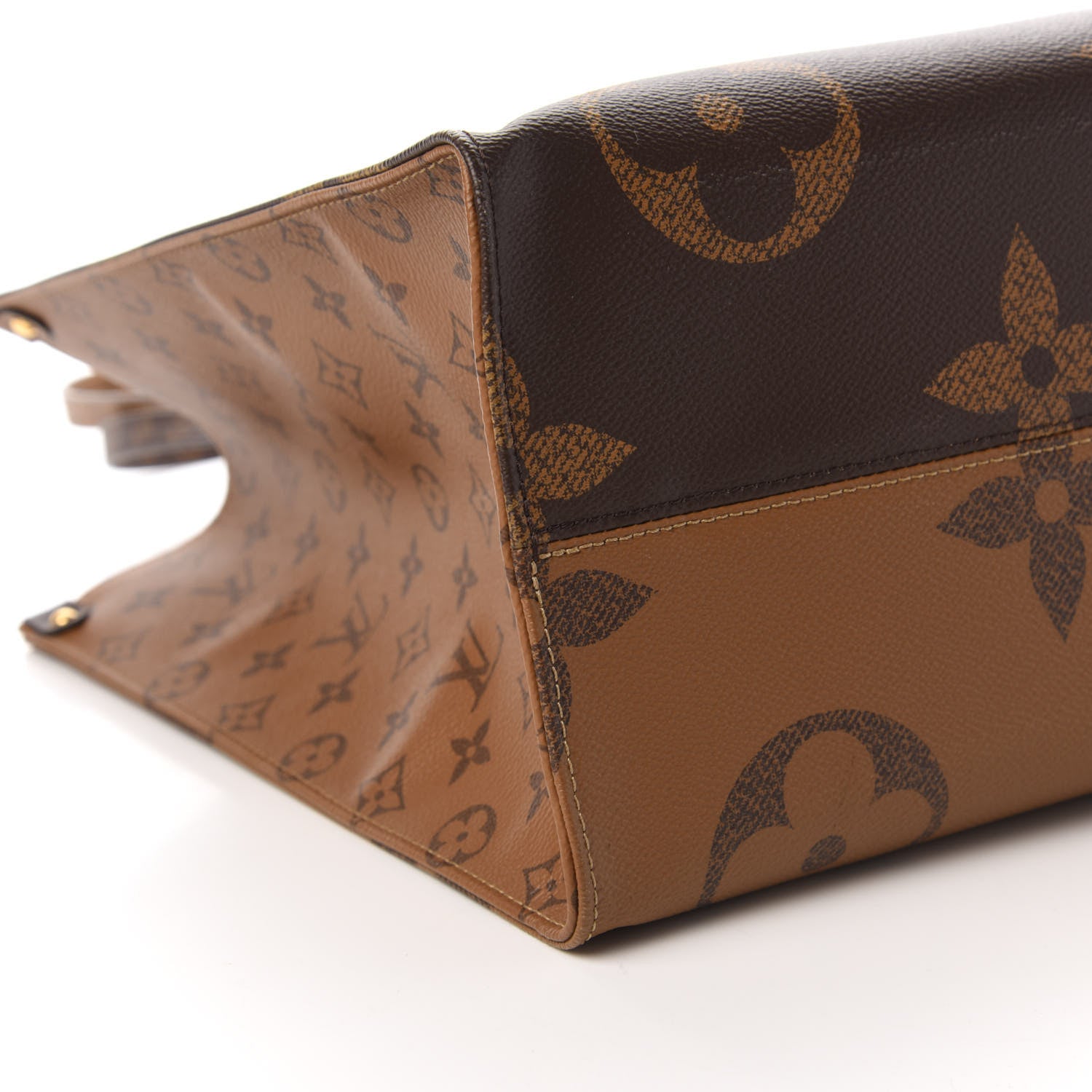 Louis Vuitton Reverse Monogram Giant Onthego GM 6 of 10
