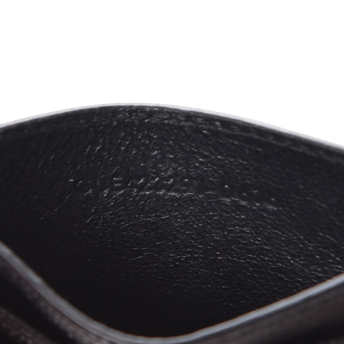 Grain De Poudre Matelasse Chevron Monogram Credit Card Case Black