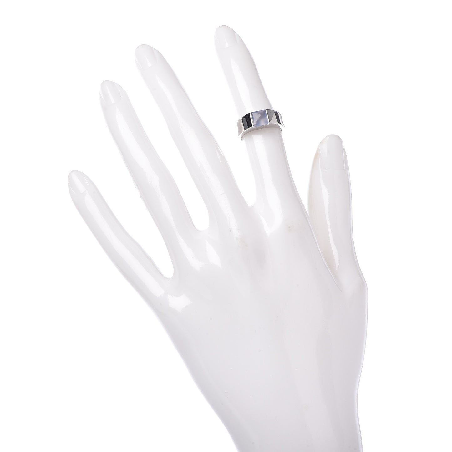 18K White Gold Chalcedony Tank Ring 47 4