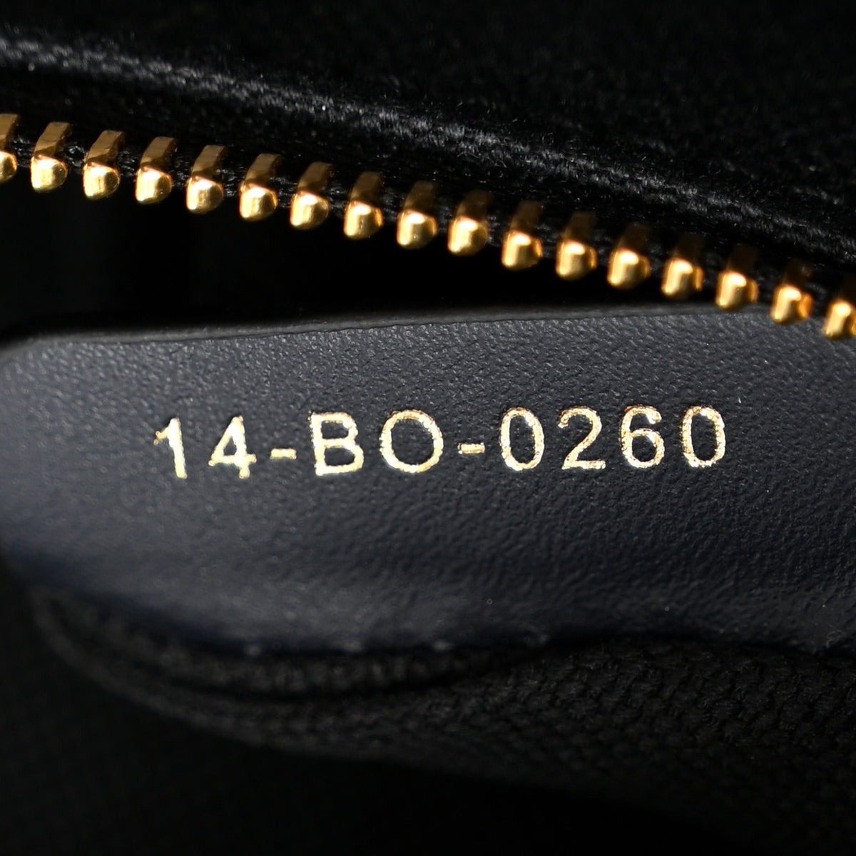 Oblique 30 Montaigne Chain Flap Bag Blue