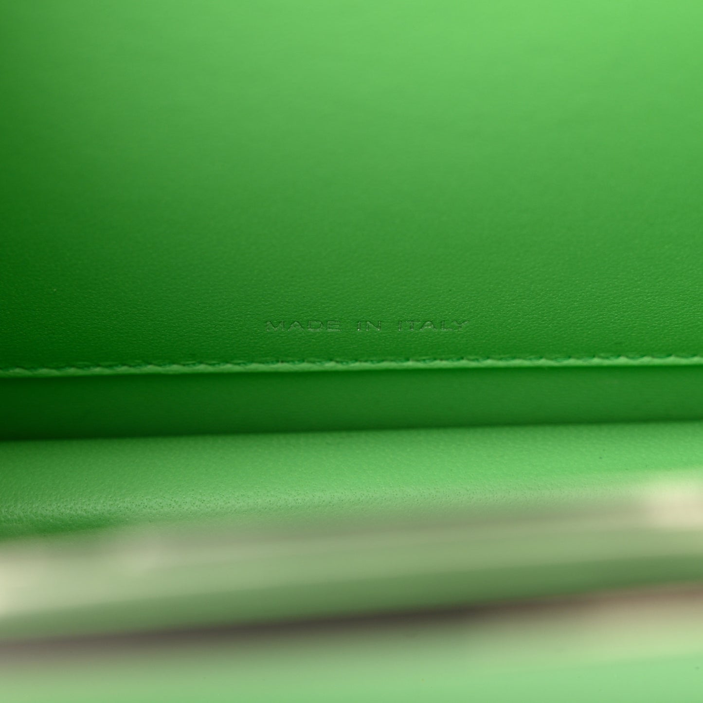 Shiny Nappa Peekaboo Cut Edamame